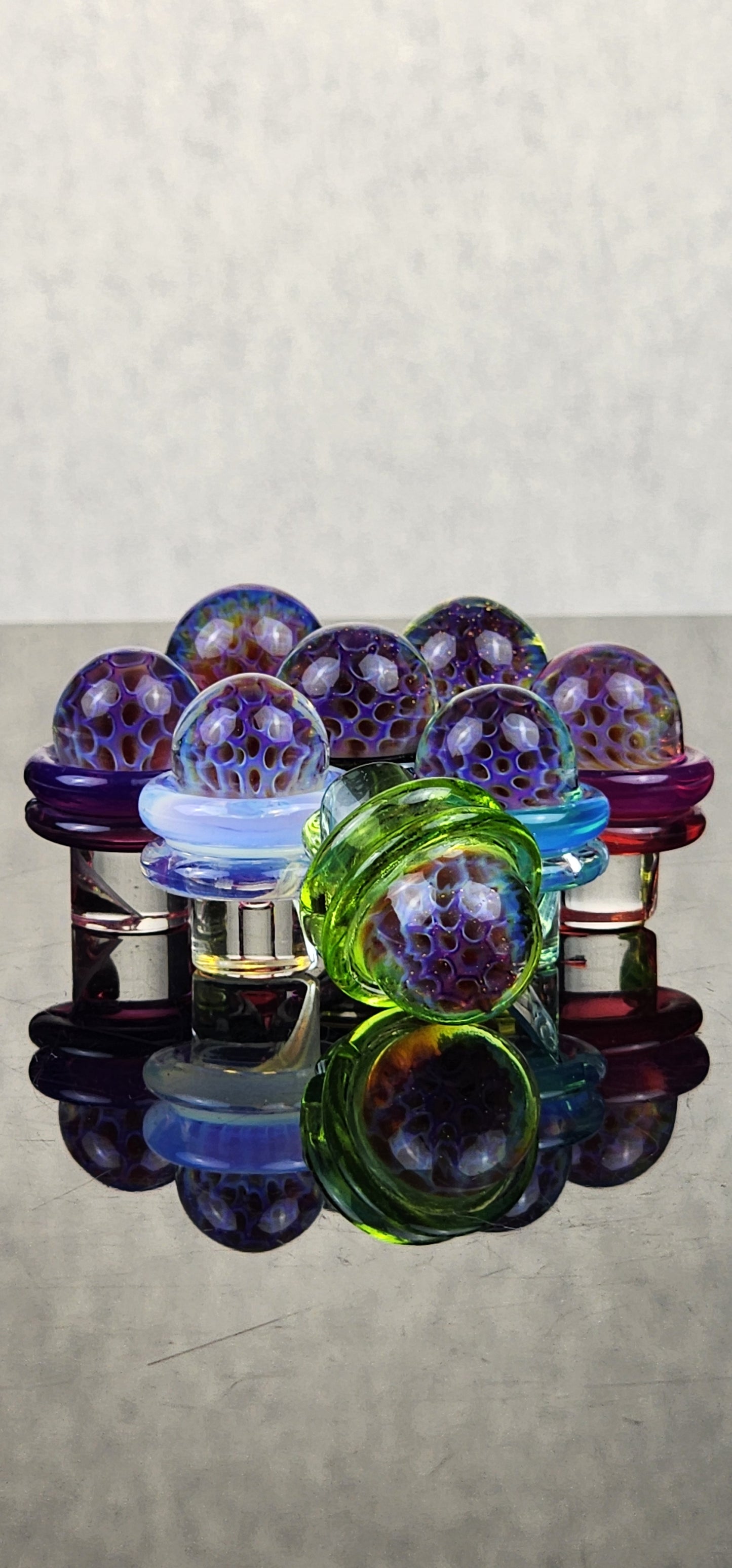 3DXL Purple Honeycomb on Gold Ruby Rockulus